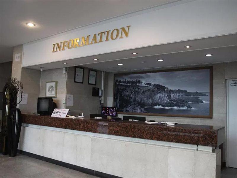 Jeju Miracle Hotel Екстер'єр фото