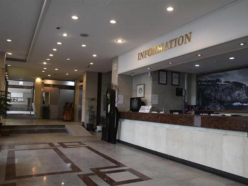 Jeju Miracle Hotel Екстер'єр фото