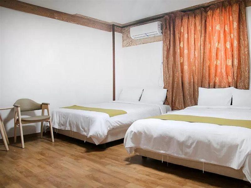 Jeju Miracle Hotel Екстер'єр фото