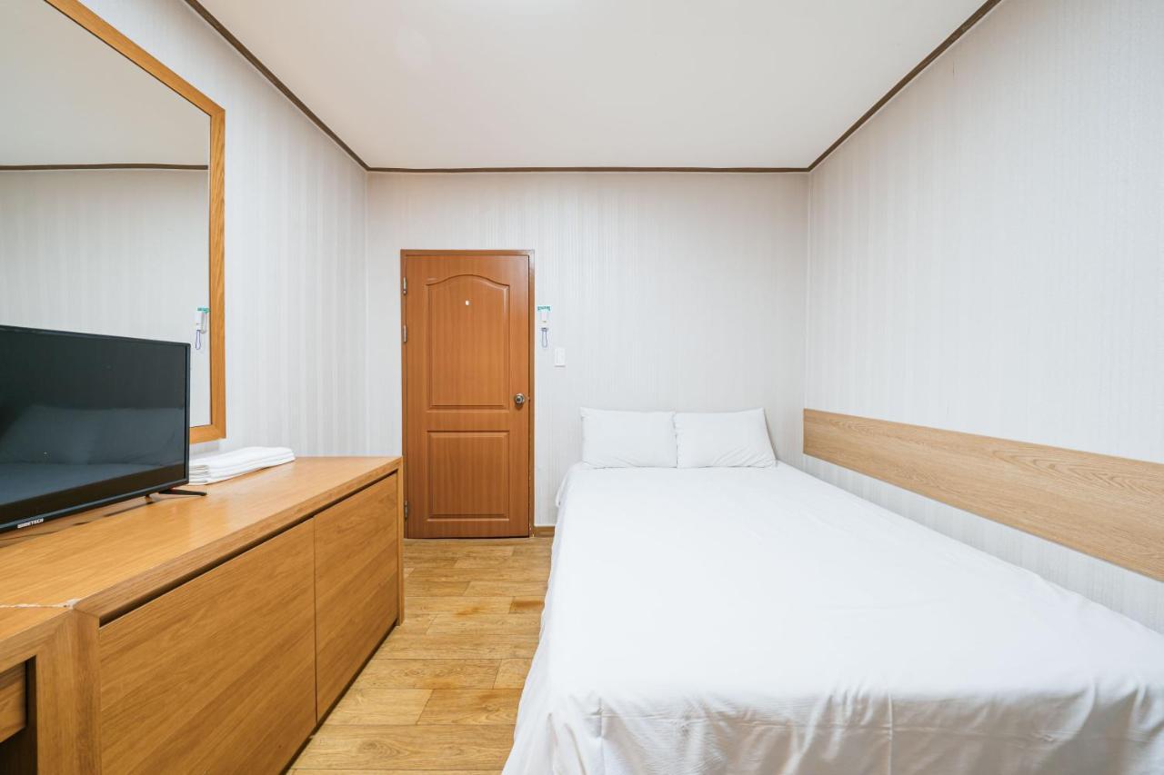 Jeju Miracle Hotel Екстер'єр фото
