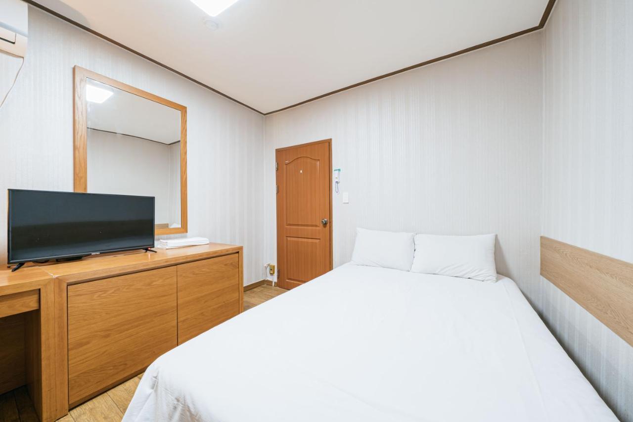 Jeju Miracle Hotel Екстер'єр фото