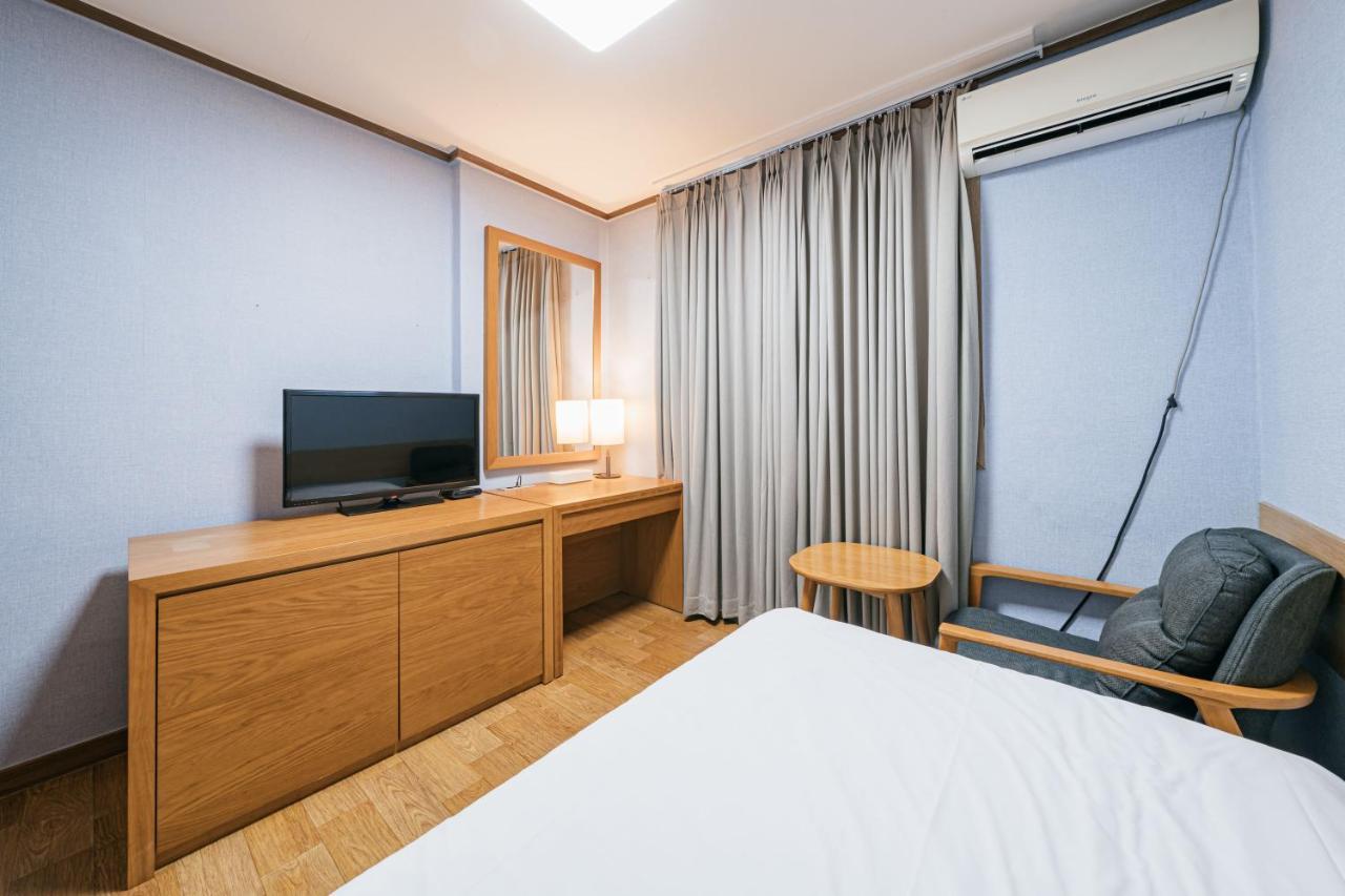Jeju Miracle Hotel Екстер'єр фото