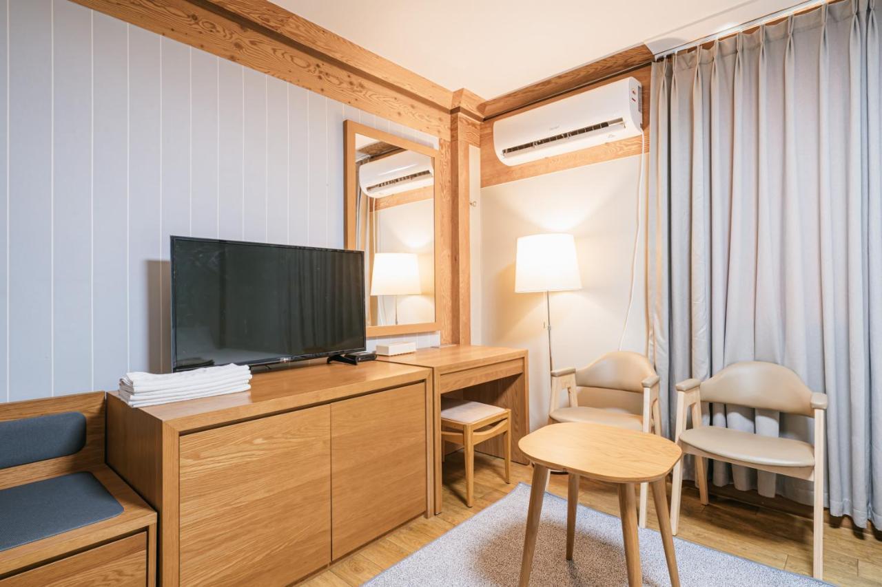 Jeju Miracle Hotel Екстер'єр фото