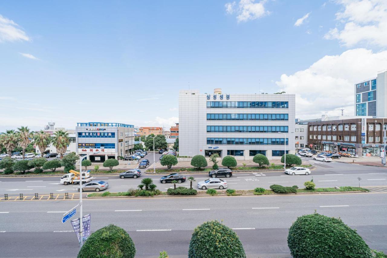 Jeju Miracle Hotel Екстер'єр фото