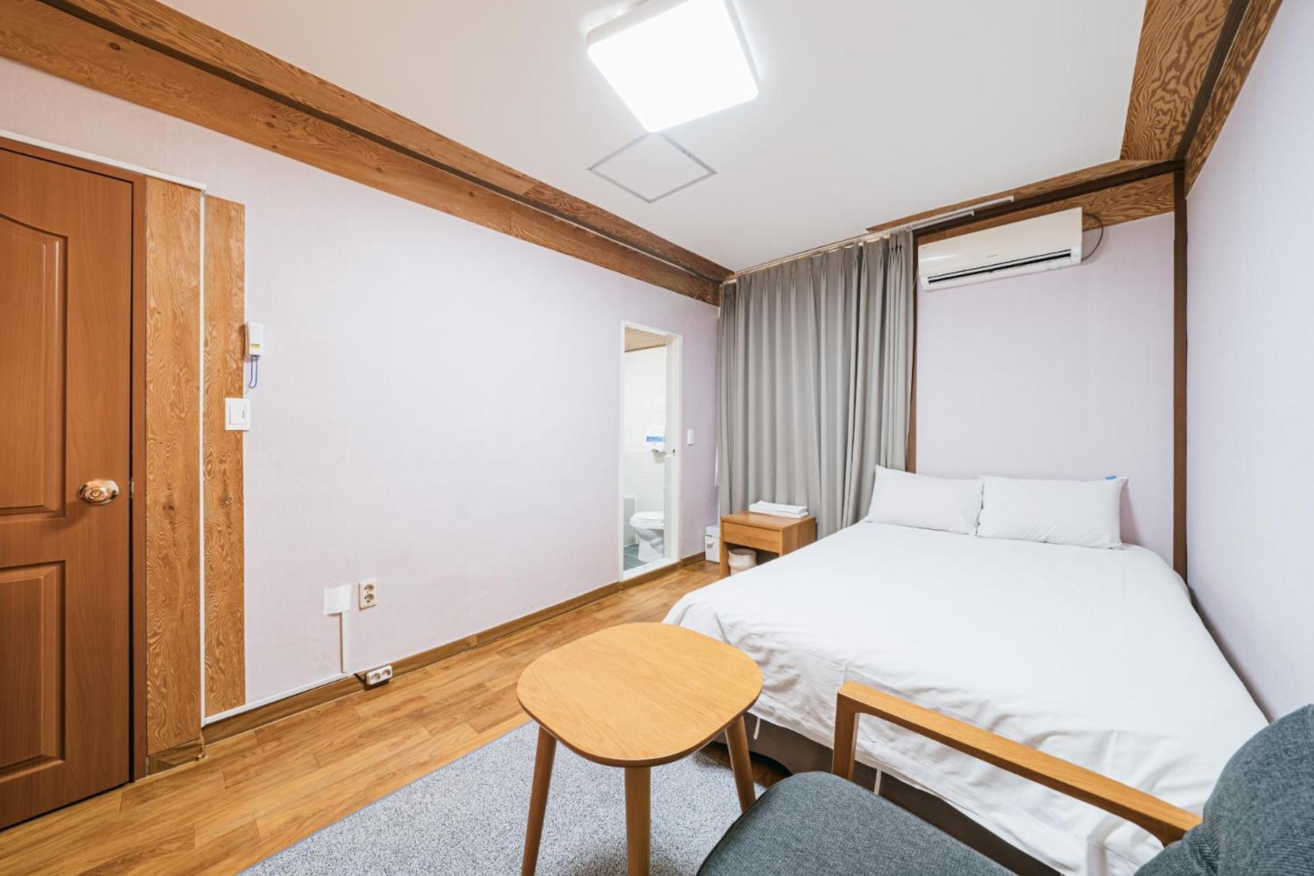Jeju Miracle Hotel Екстер'єр фото
