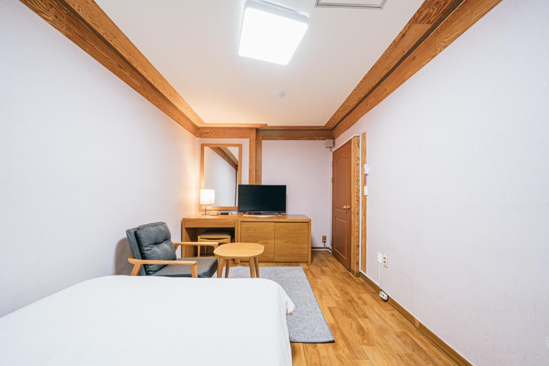 Jeju Miracle Hotel Екстер'єр фото