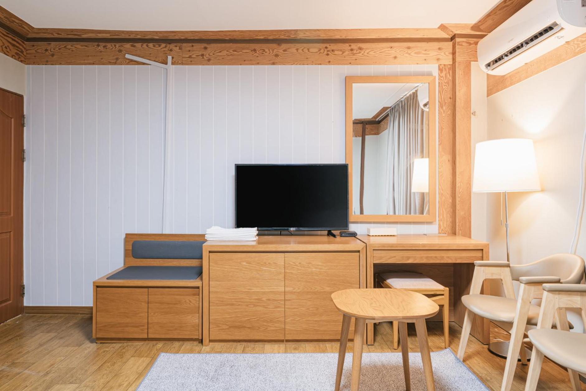 Jeju Miracle Hotel Екстер'єр фото