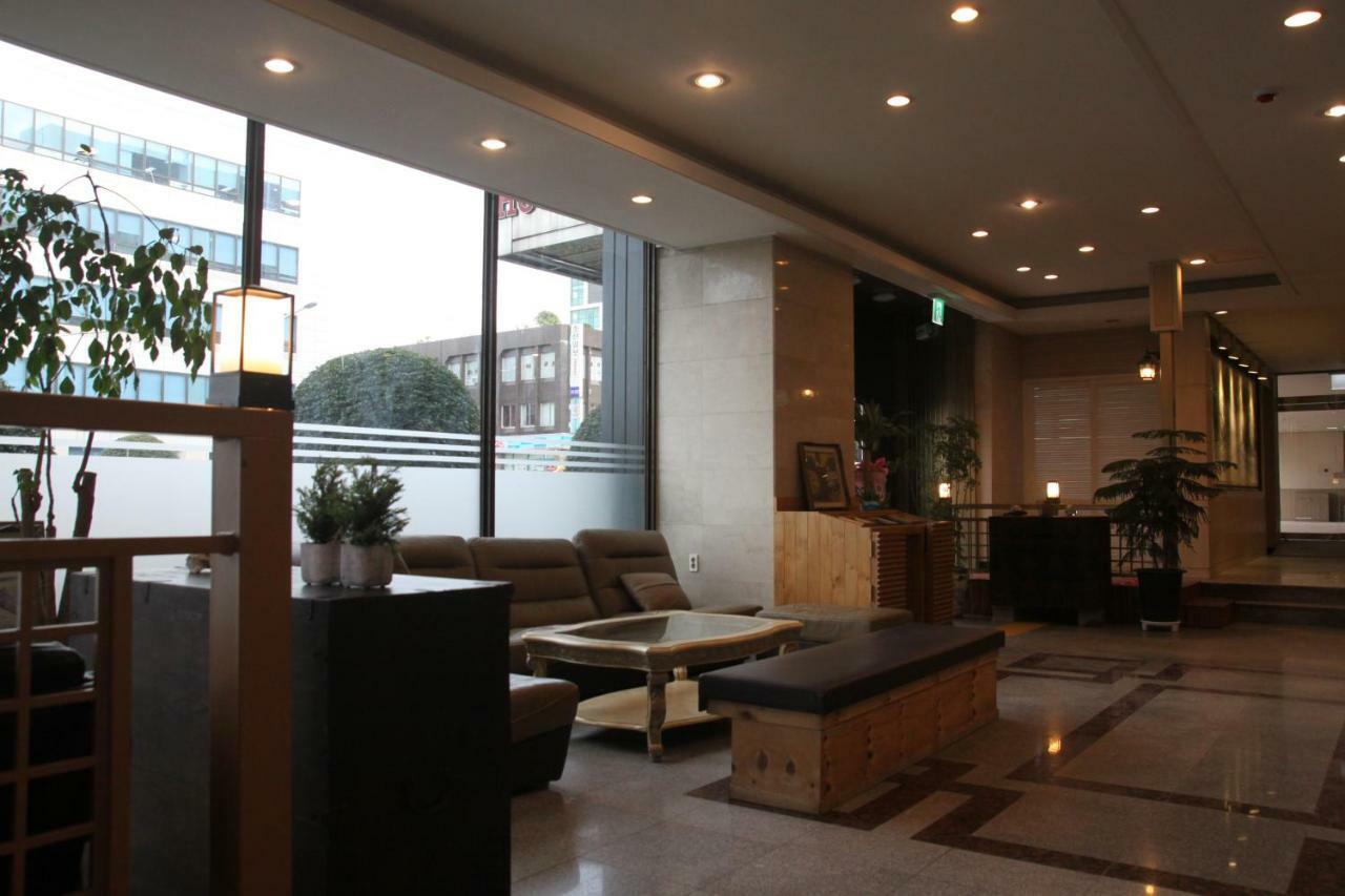 Jeju Miracle Hotel Екстер'єр фото